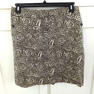 Ann Taylor Women's Skirt Brown size 10 Straight Pencil Lyocell Cotton Blend